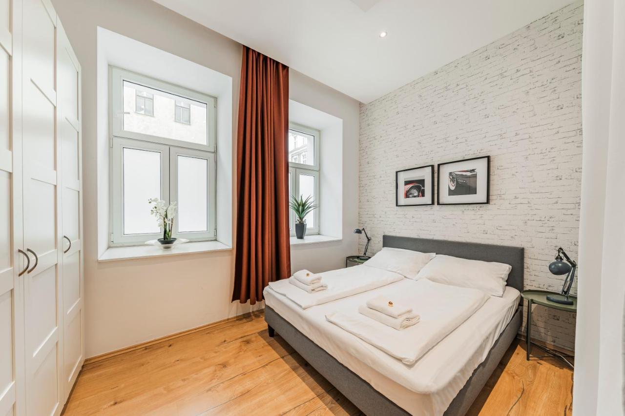 Apartament Zeus Design Herz *